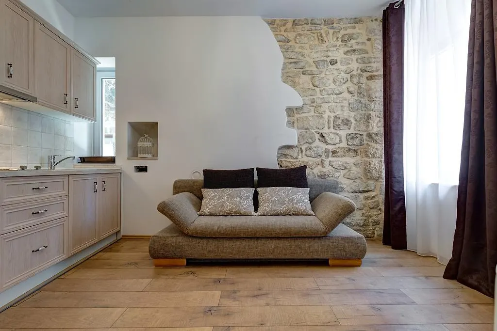 Guest house Temple Luxury Apartments & Rooms Split