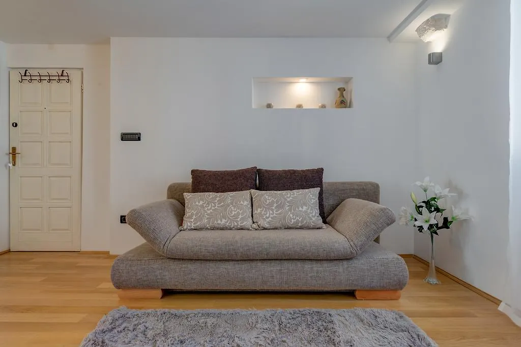 **** Guest house Temple Luxury Apartments & Rooms Split Croatia