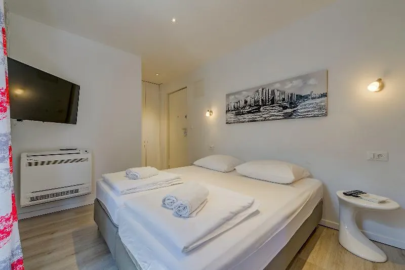 ספליט Temple Luxury Apartments & Rooms 4*,  קרואטיה