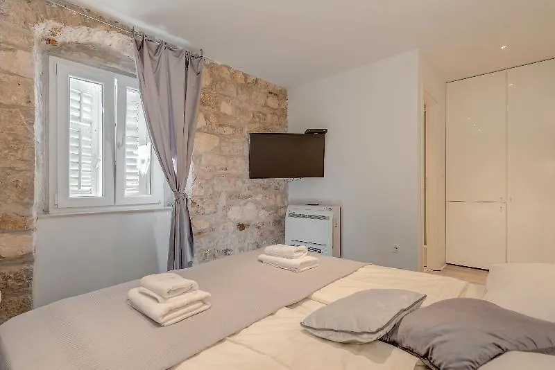 Temple Luxury Apartments & Rooms Split