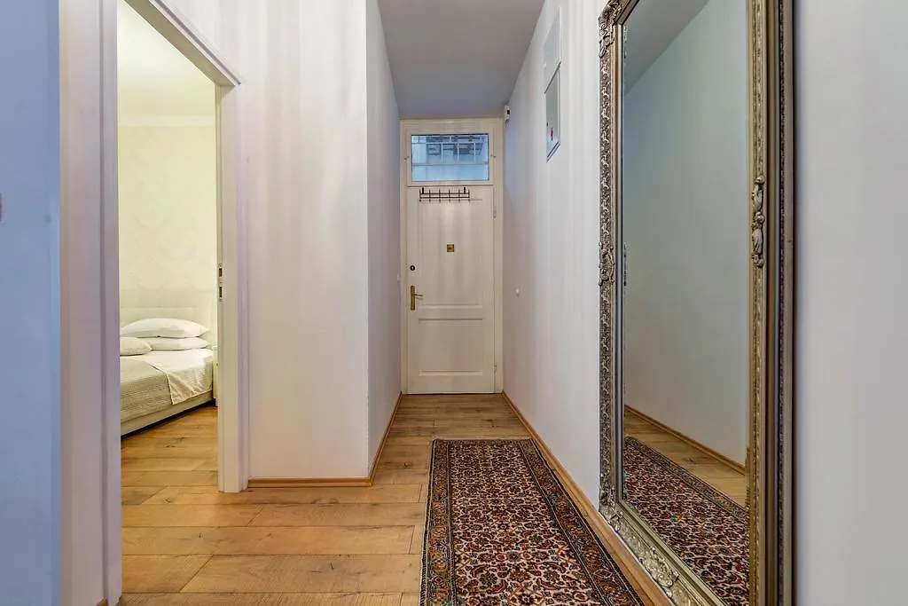 Guest house Temple Luxury Apartments & Rooms Split